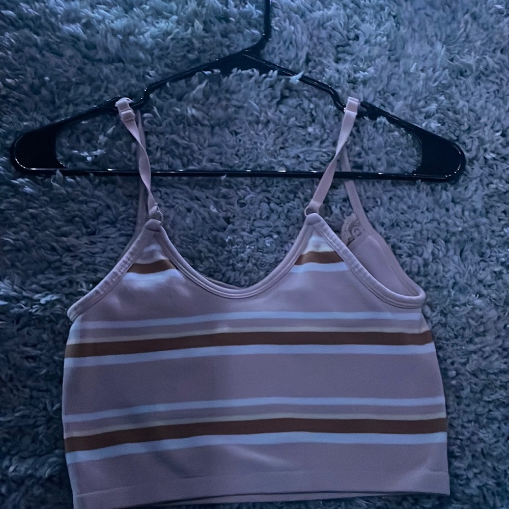 Small Aeropostale crop top